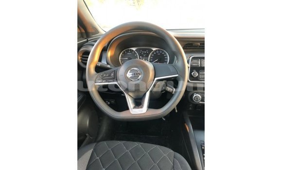 Acheter Import Voiture Nissan 350Z Noir à Import - Dubai, Iles Acheter Import Voiture Nissan 350Z Noir à Import - Dubai, Iles