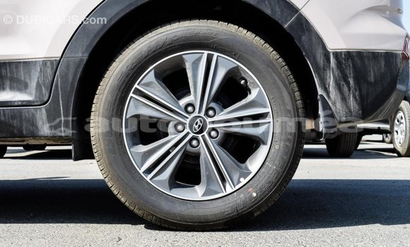 Buy Import Hyundai Creta Beige Car in Import - Dubai in Iles Buy Import Hyundai Creta Beige Car in Import - Dubai in Iles