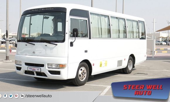 Acheter Import Voiture Nissan 350Z Blanc à Import - Dubai, Iles Acheter Import Voiture Nissan 350Z Blanc à Import - Dubai, Iles