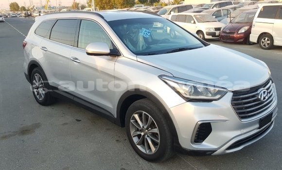Acheter Import Voiture Hyundai Santa Fe Autre à Import - Dubai, Iles Acheter Import Voiture Hyundai Santa Fe Autre à Import - Dubai, Iles